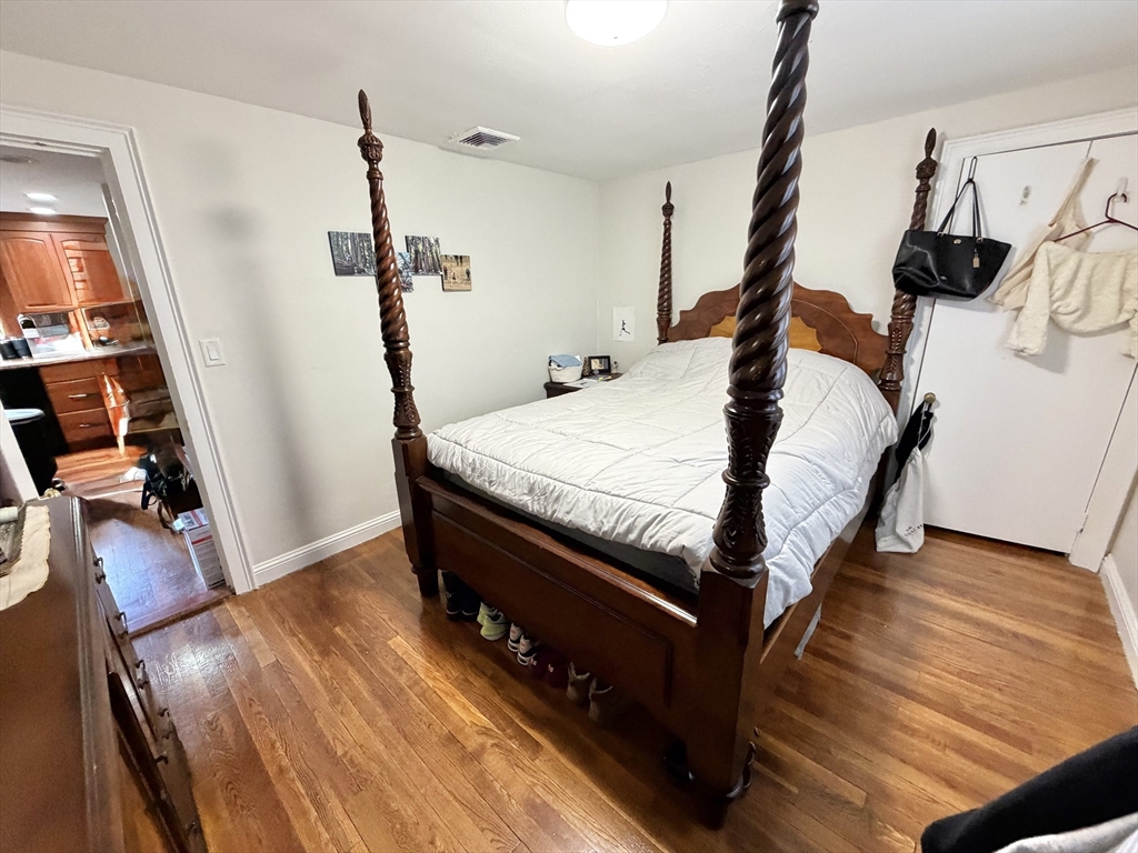 176 Upland Ave Unit: Single Fam