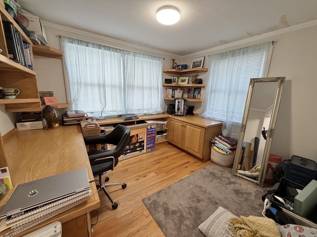 176 Upland Ave Unit: Single Fam