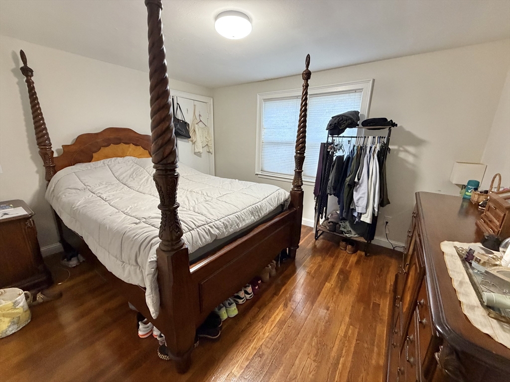 176 Upland Ave Unit: Single Fam