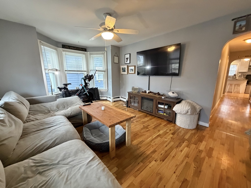 42 Court St # 1