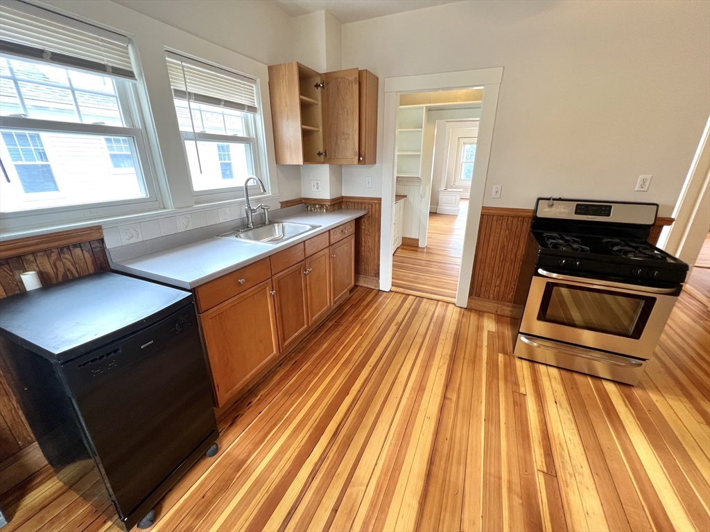 171 School St # 1