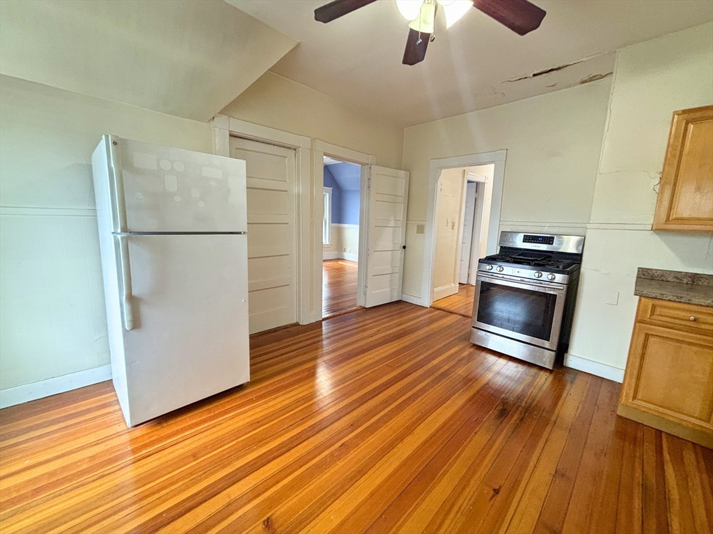 23 Park Rd # 3