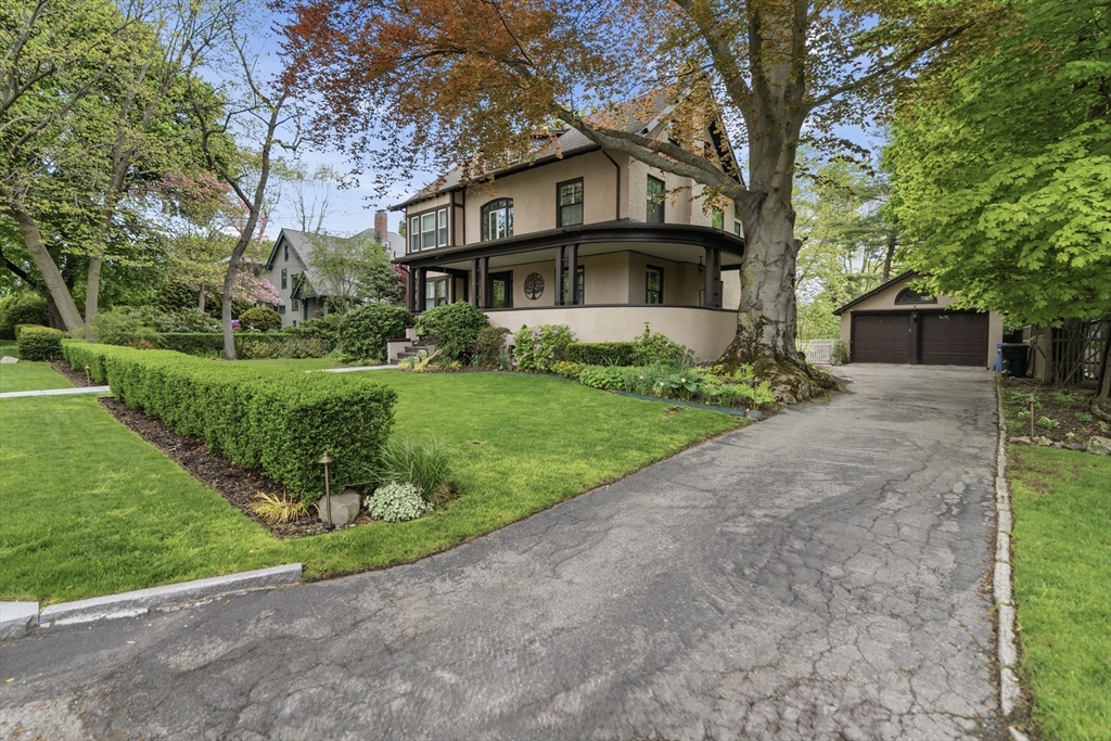 21 Clover St
