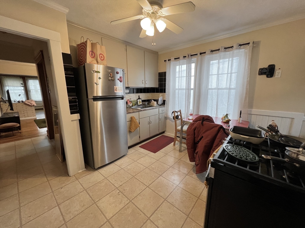 385 Arlington St # 1