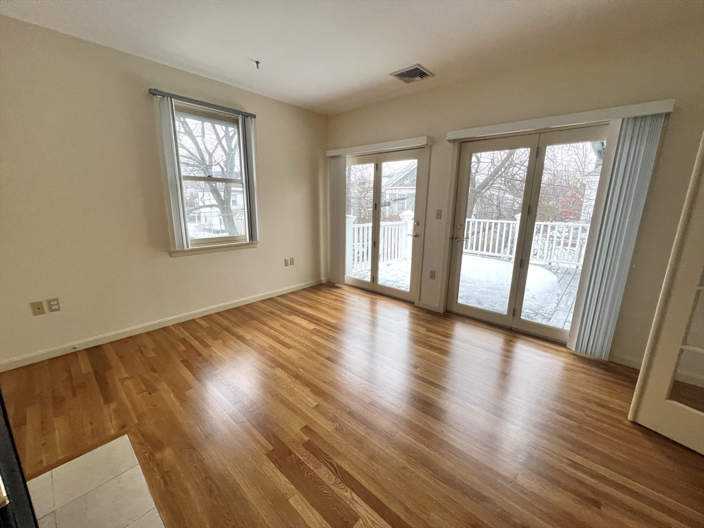 31 Channing St # 1