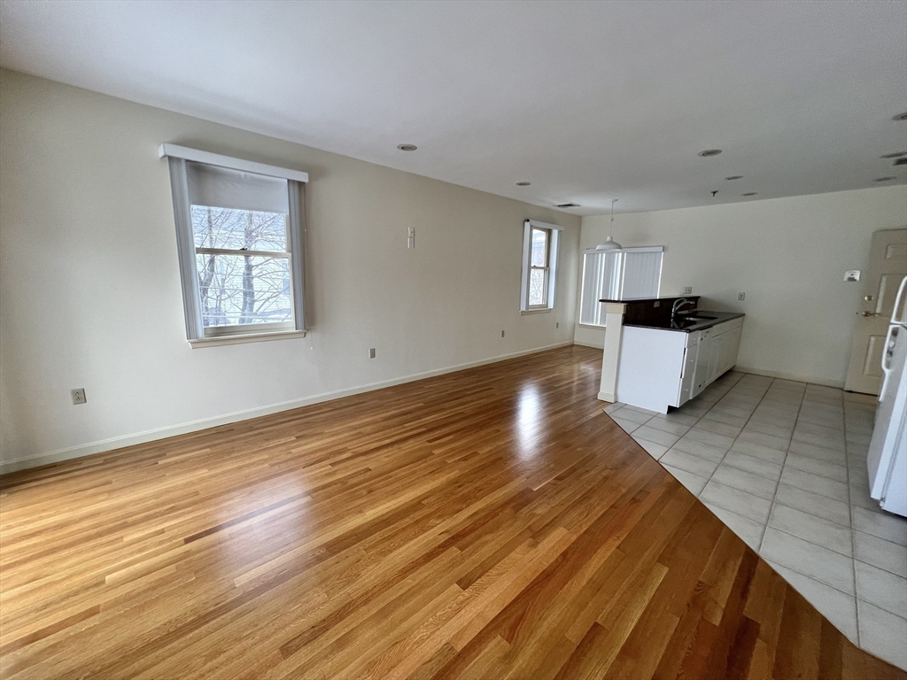 31 Channing St # 1