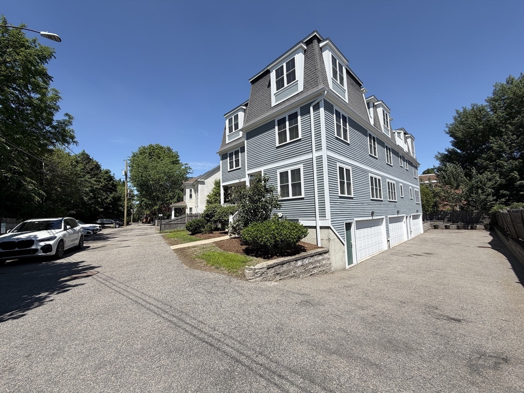 18 Gilkey Ct # 18