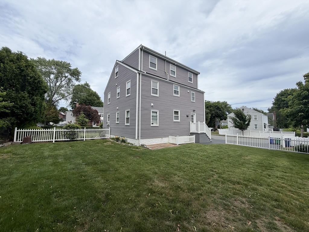 17 Hatfield Rd # 17