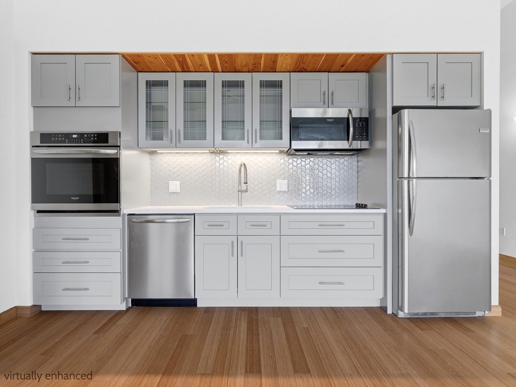 290 Pleasant St` # 213