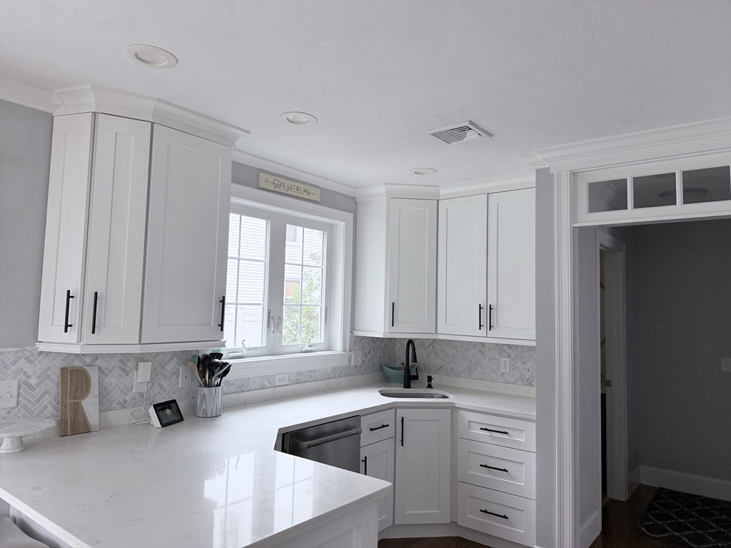25 Kidder Street # B