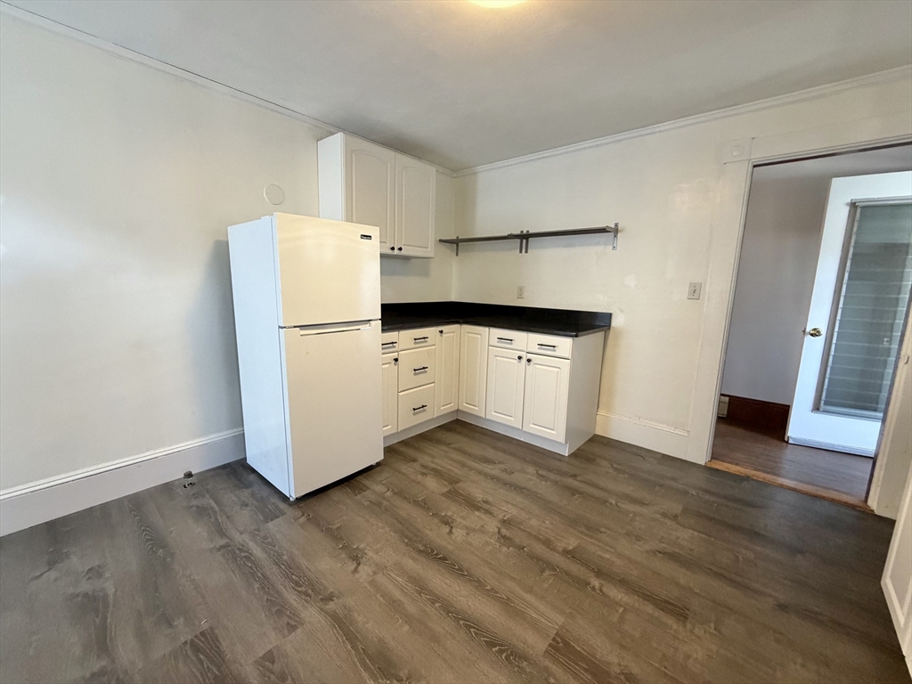 29 Woodrow Ave # 2