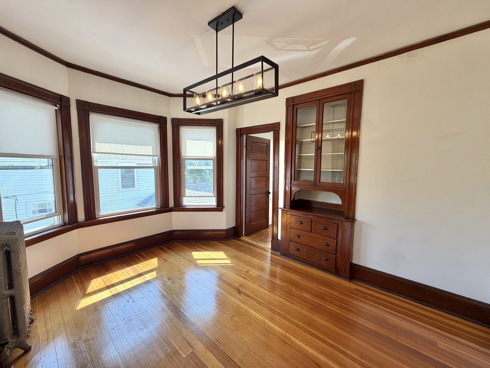 29 Woodrow Ave # 2