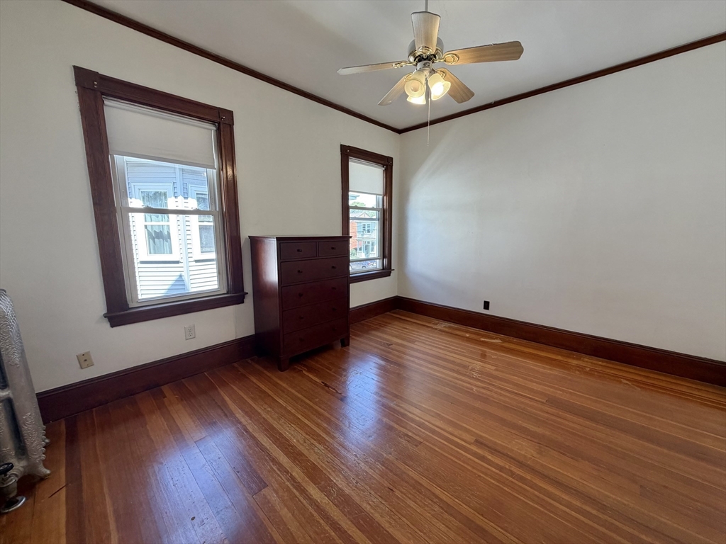 29 Woodrow Ave # 2