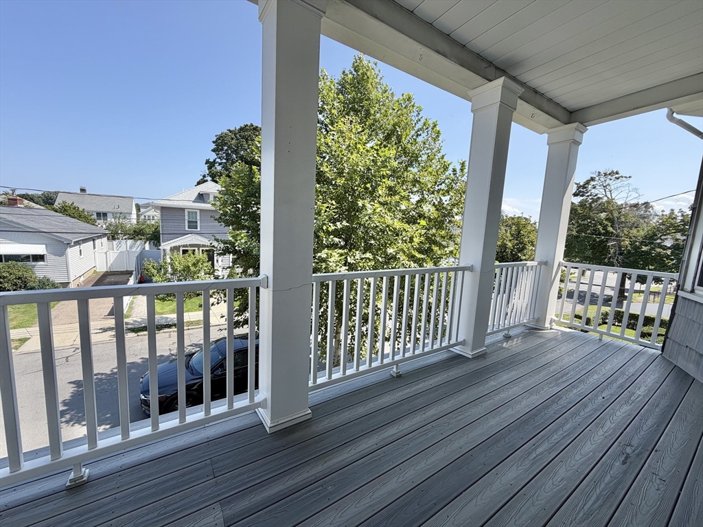 29 Woodrow Ave # 2