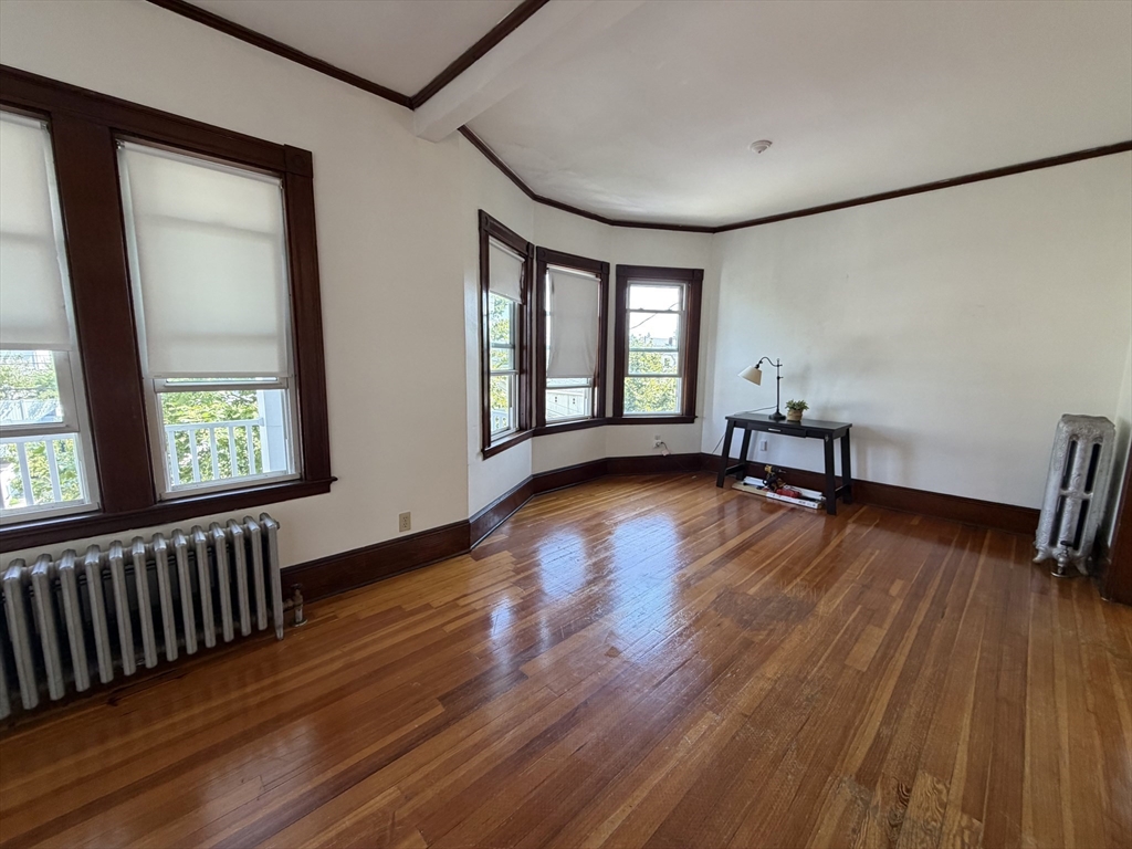 29 Woodrow Ave # 2