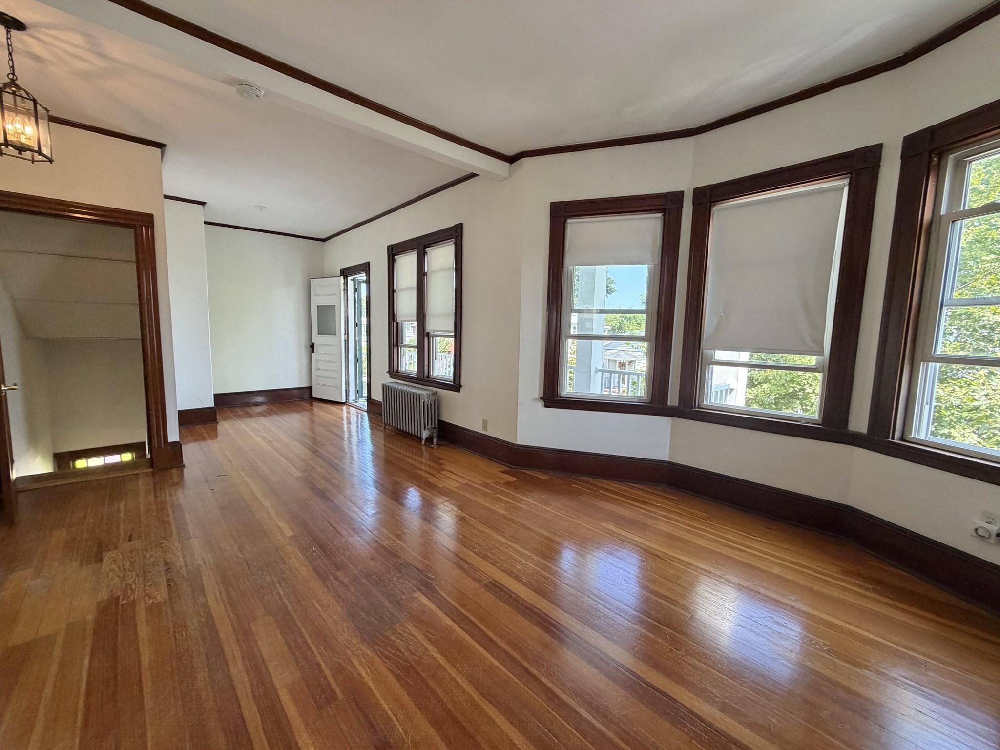 29 Woodrow Ave # 2
