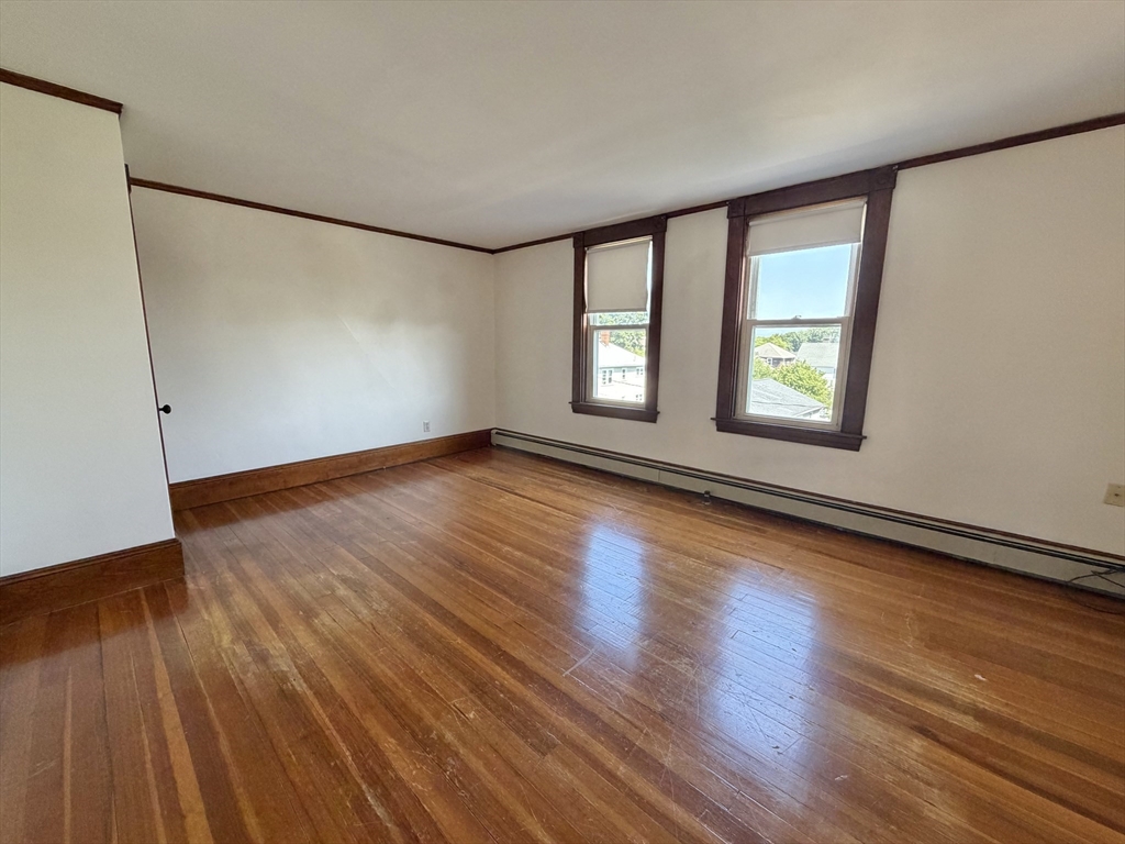 29 Woodrow Ave # 2