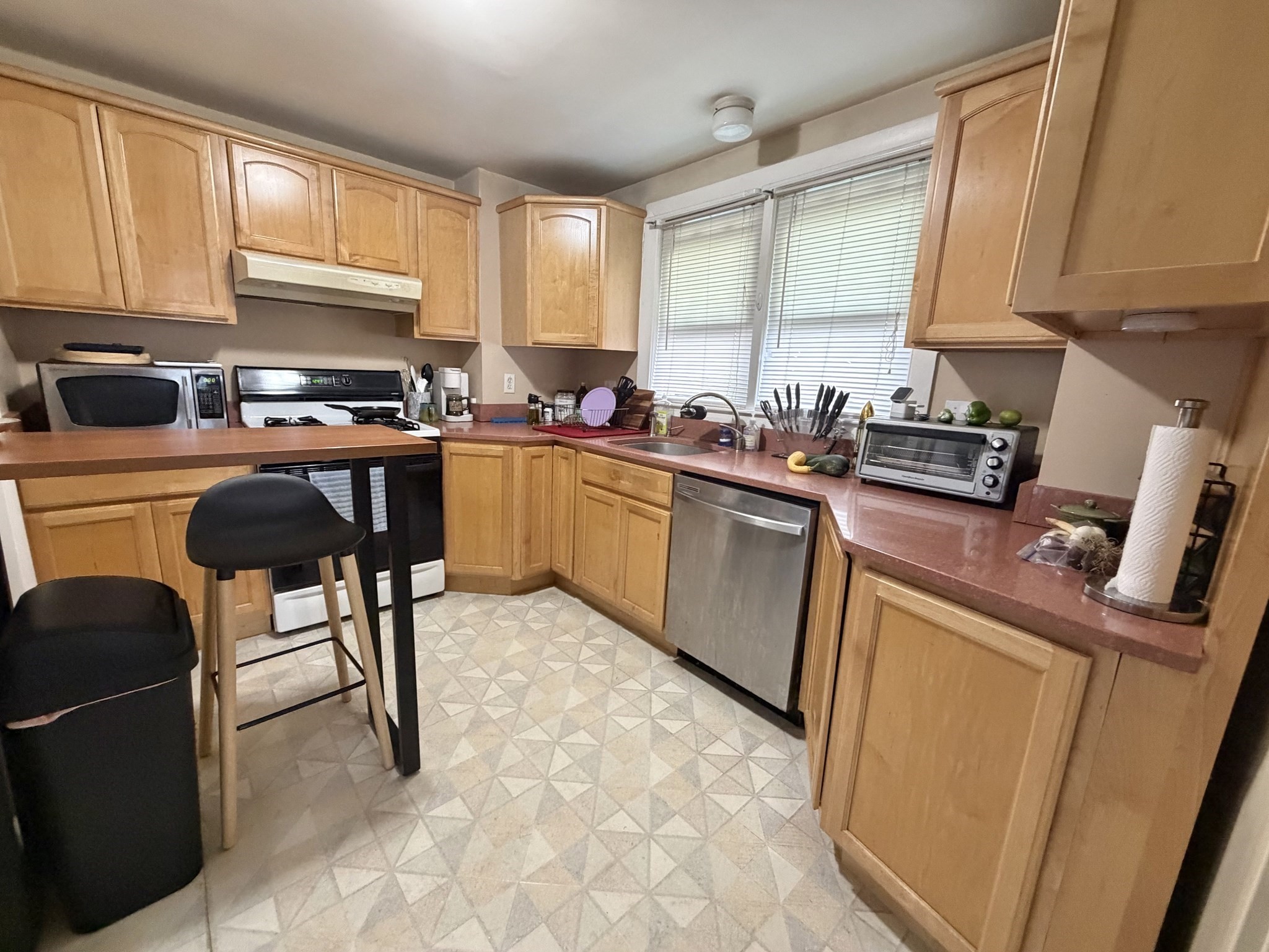 5 Cottage Ln # 1