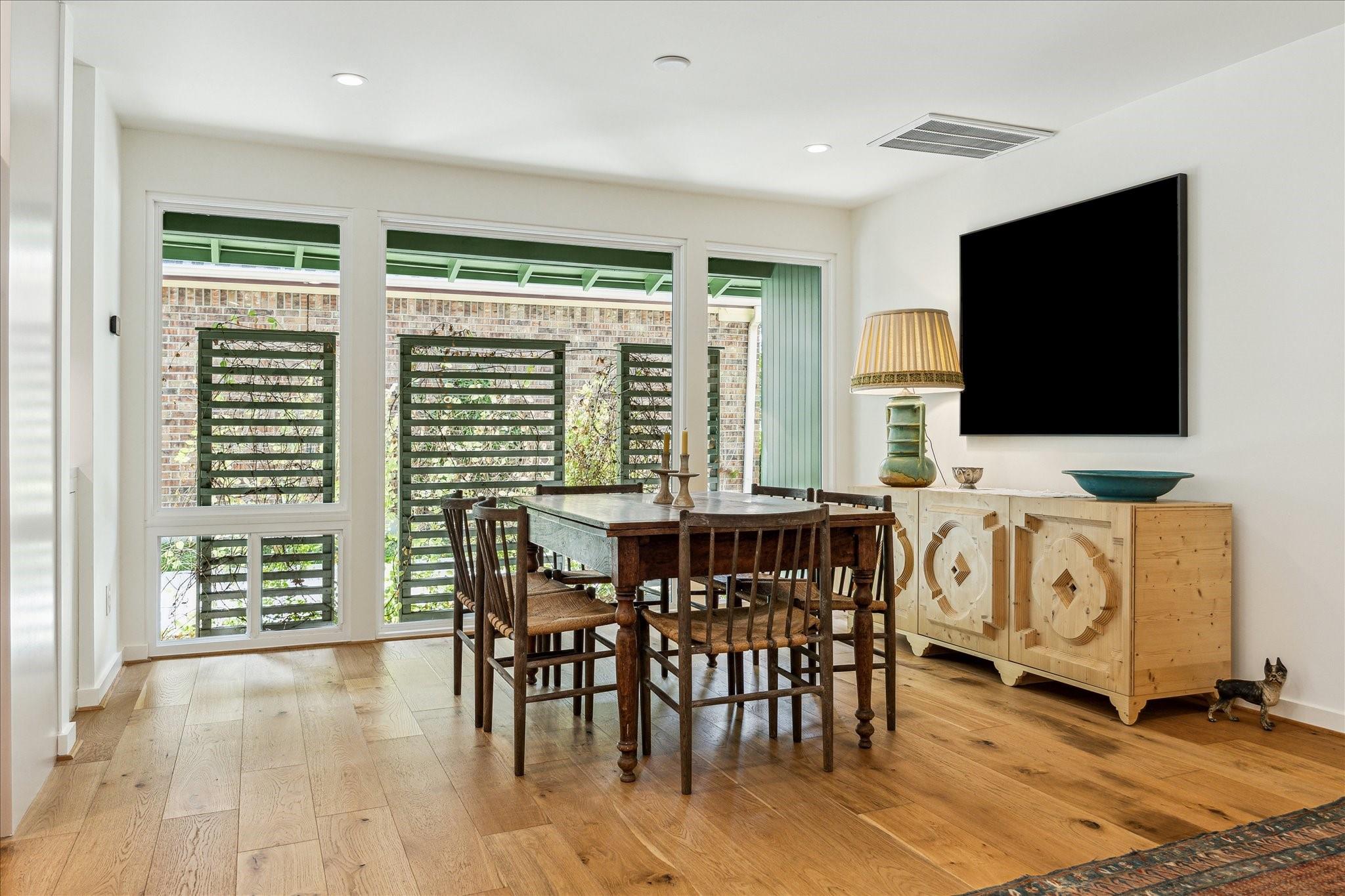 414 E Gaywood Drive, Houston