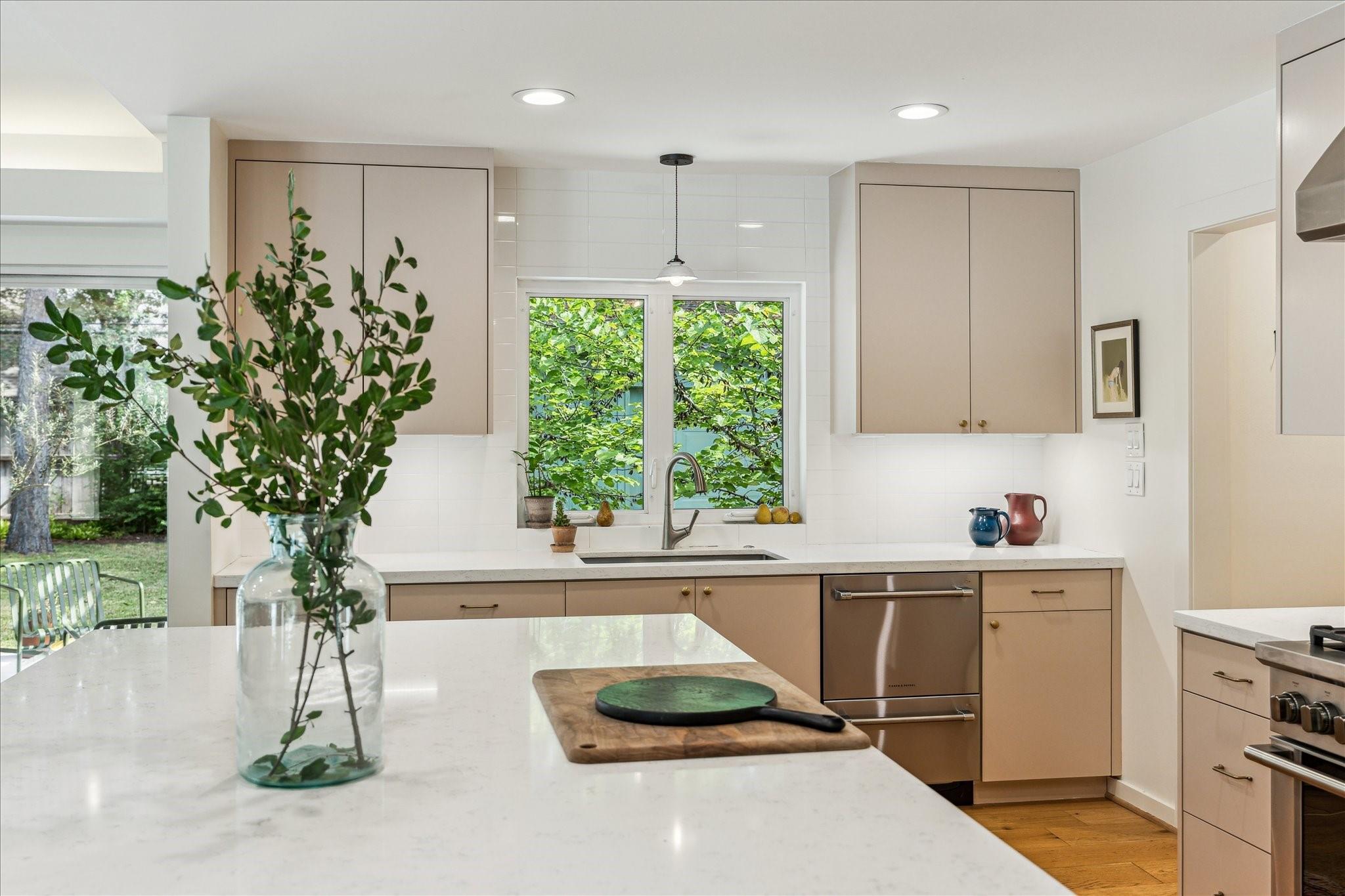 414 E Gaywood Drive, Houston