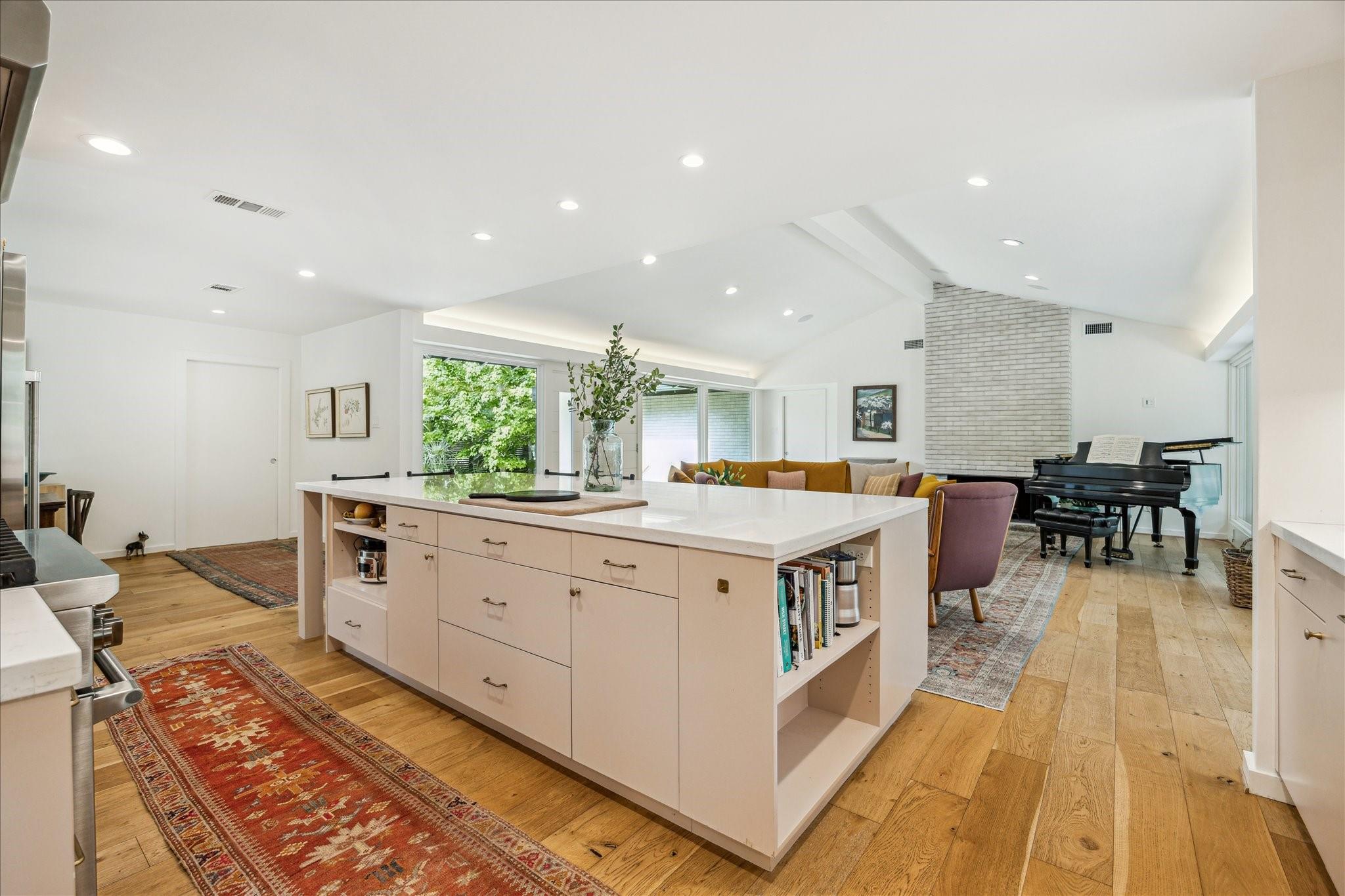 414 E Gaywood Drive, Houston