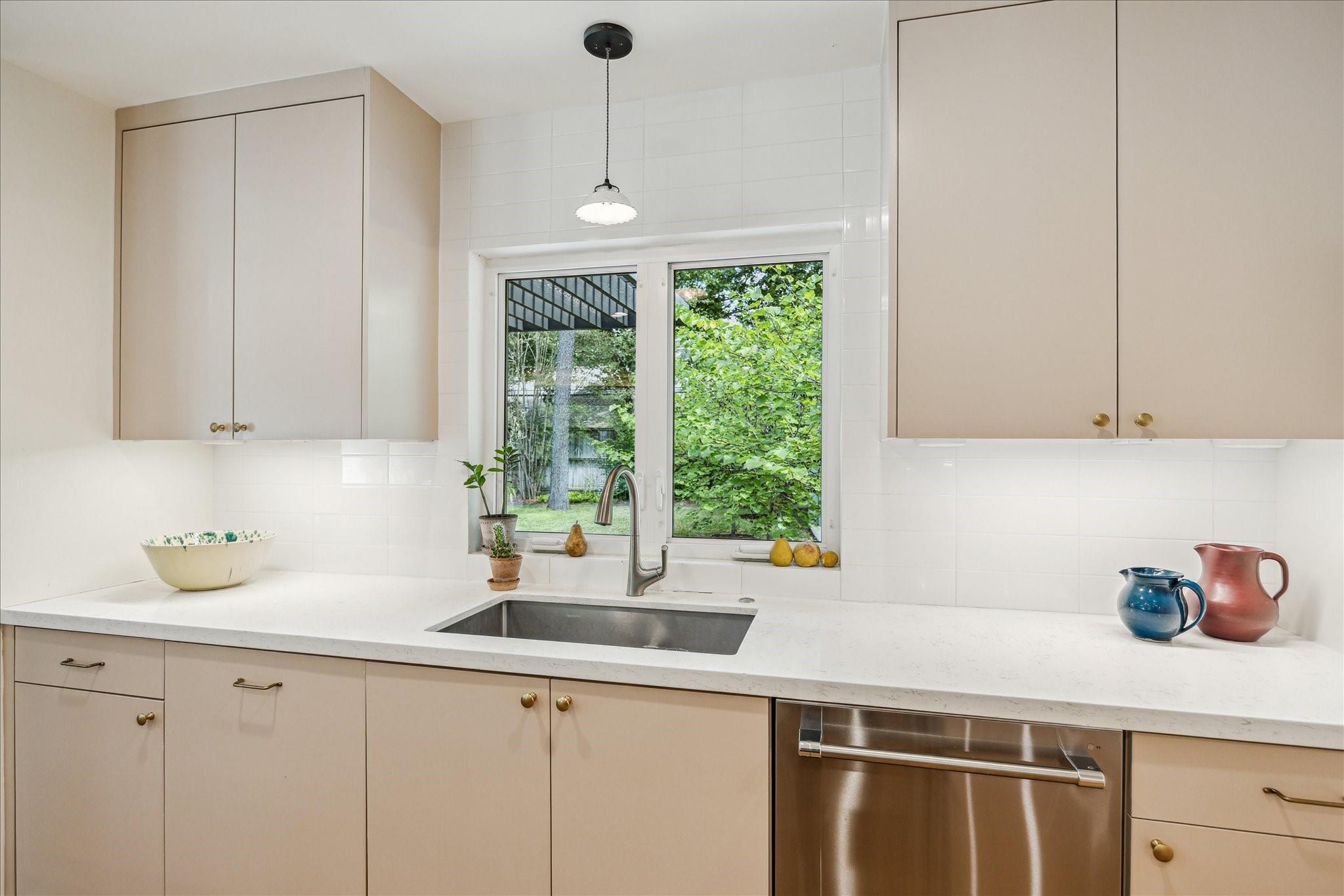 414 E Gaywood Drive, Houston