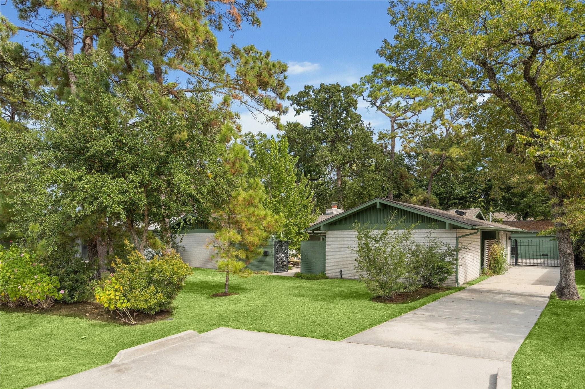 414 E Gaywood Drive, Houston