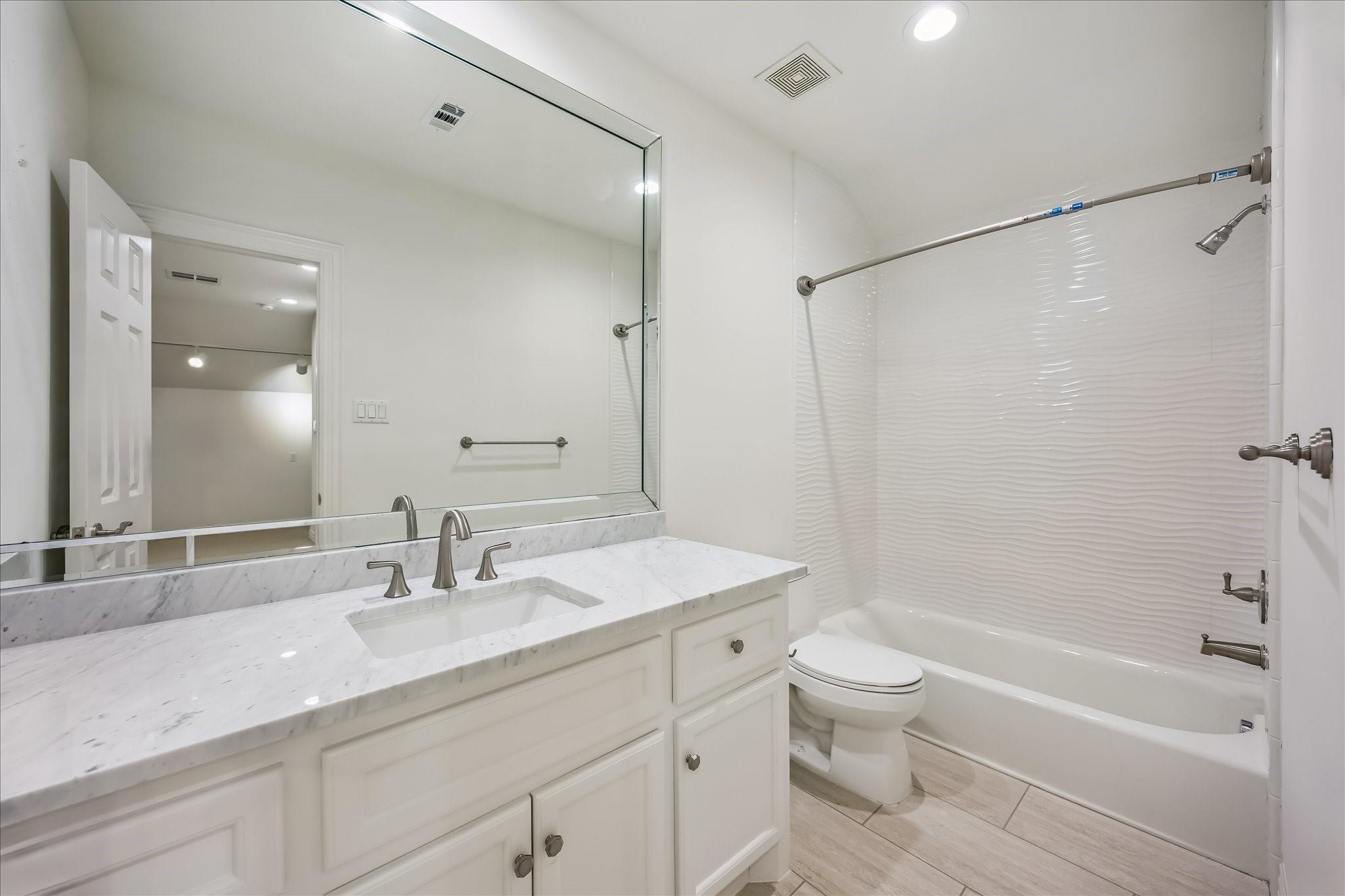5034 Tangle Lane