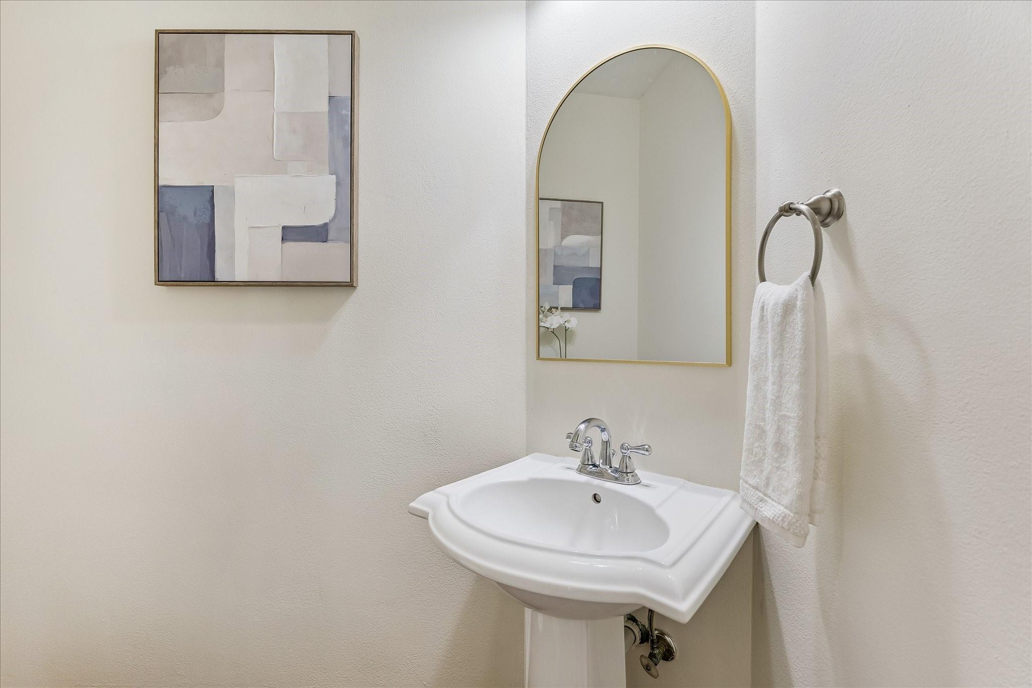 1114 Colonial Street