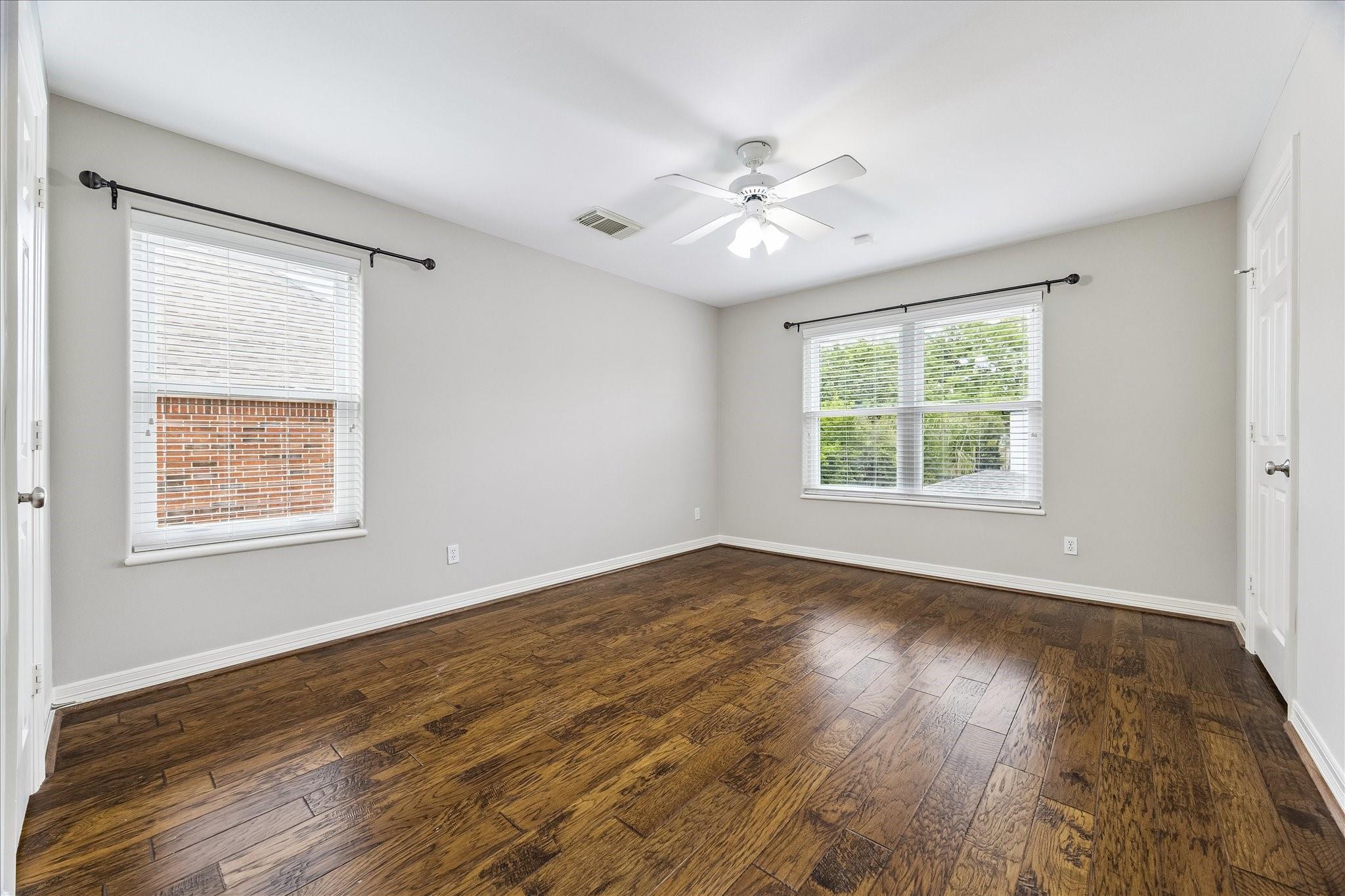 1114 Colonial Street