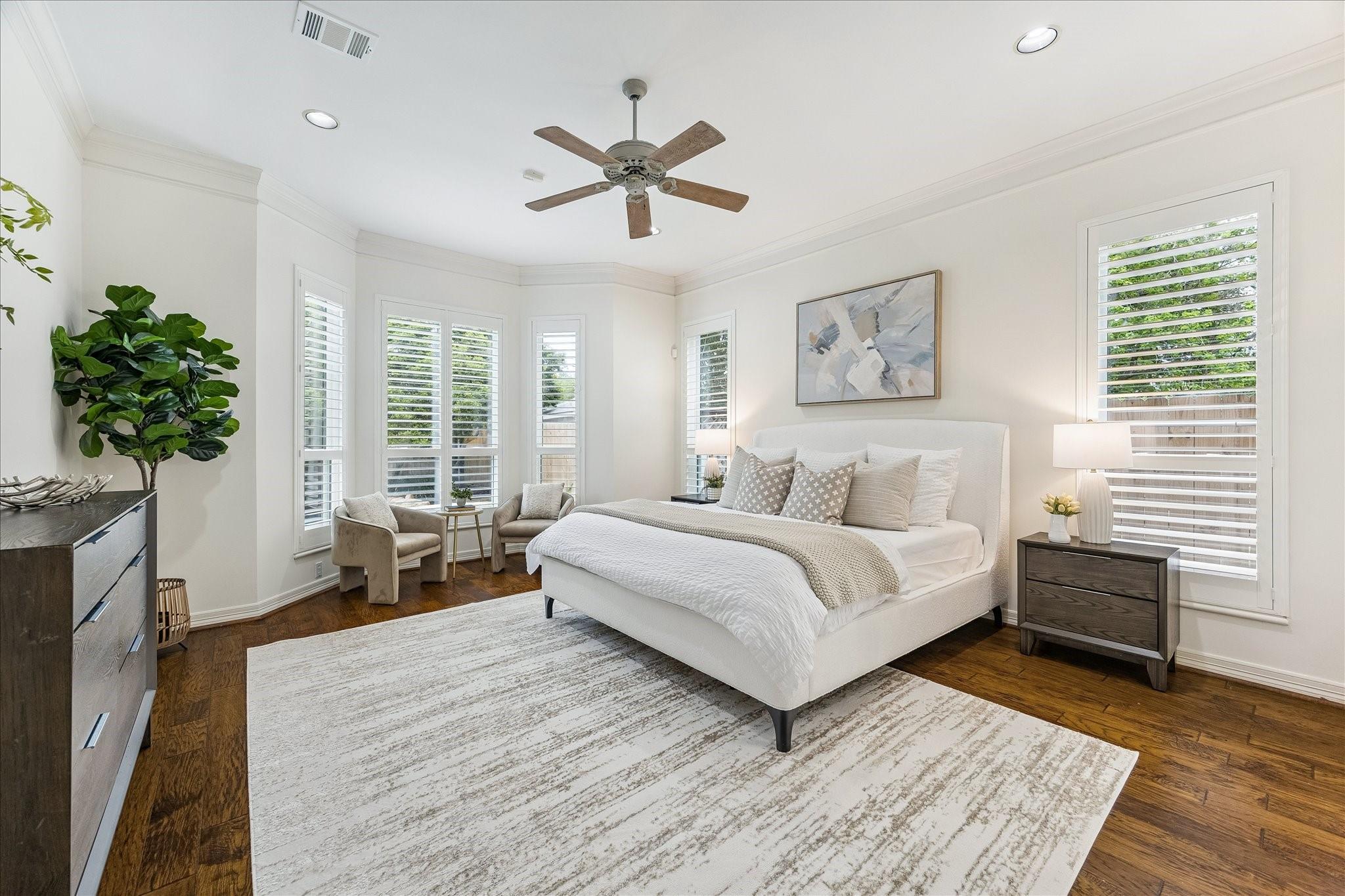 1114 Colonial Street