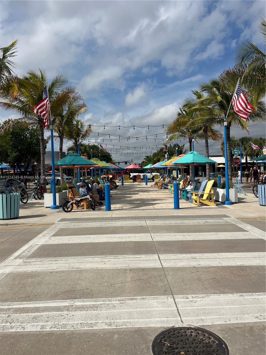 5208 NE 24th Ter # F109