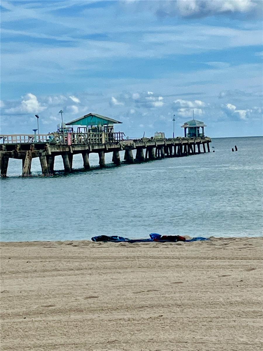 5208 NE 24th Ter # F109