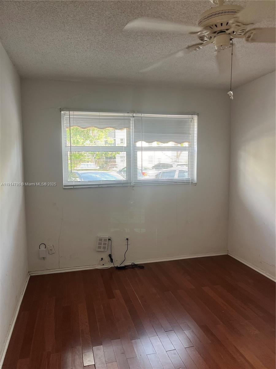 5208 NE 24th Ter # F109