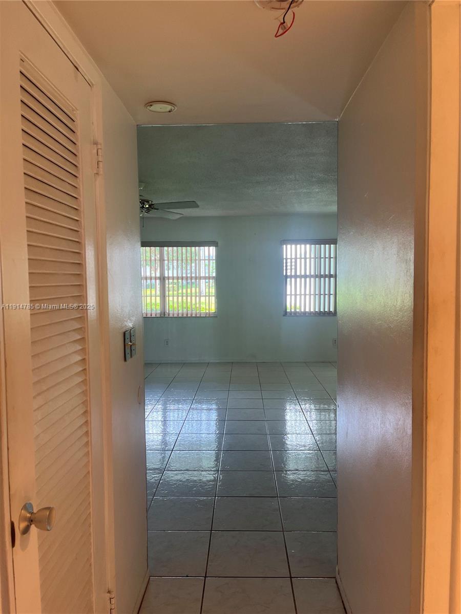 5208 NE 24th Ter # F109