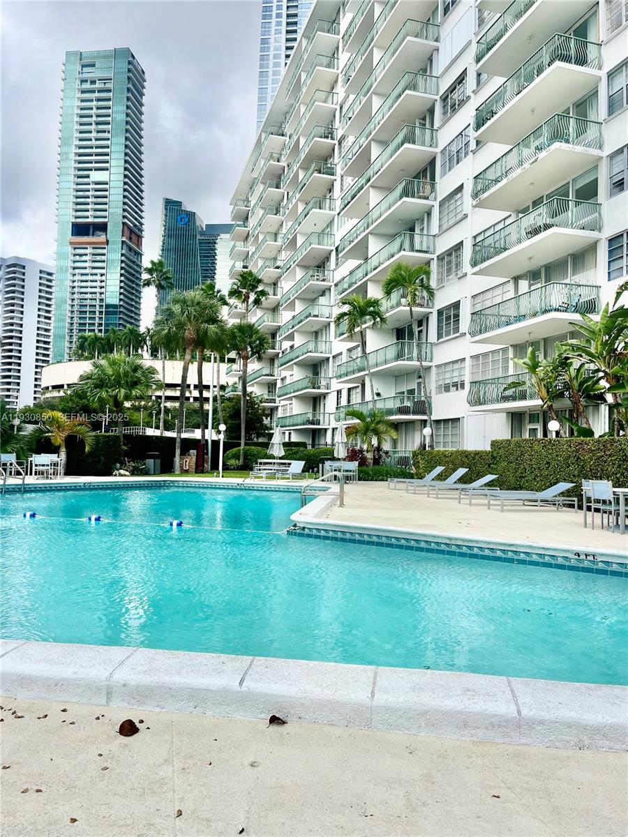 1408 Brickell Bay Dr # 302
