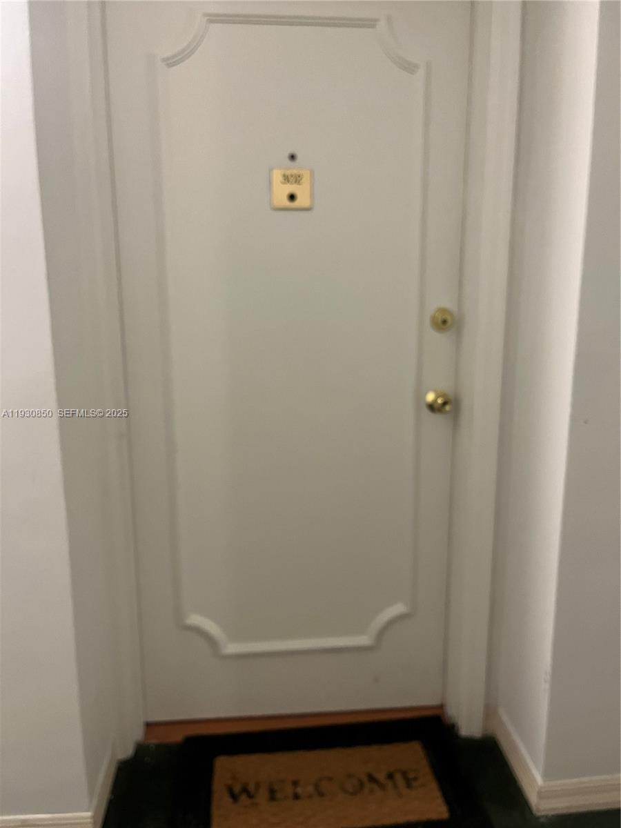 1408 Brickell Bay Dr # 302