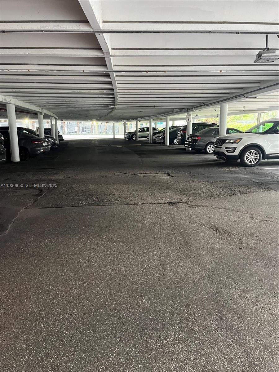 1408 Brickell Bay Dr # 302