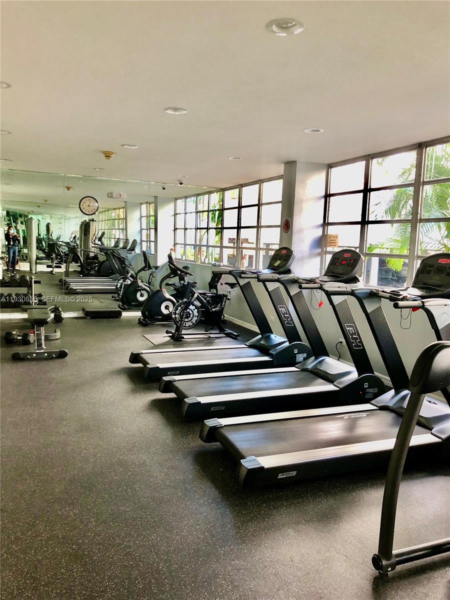 1408 Brickell Bay Dr # 302