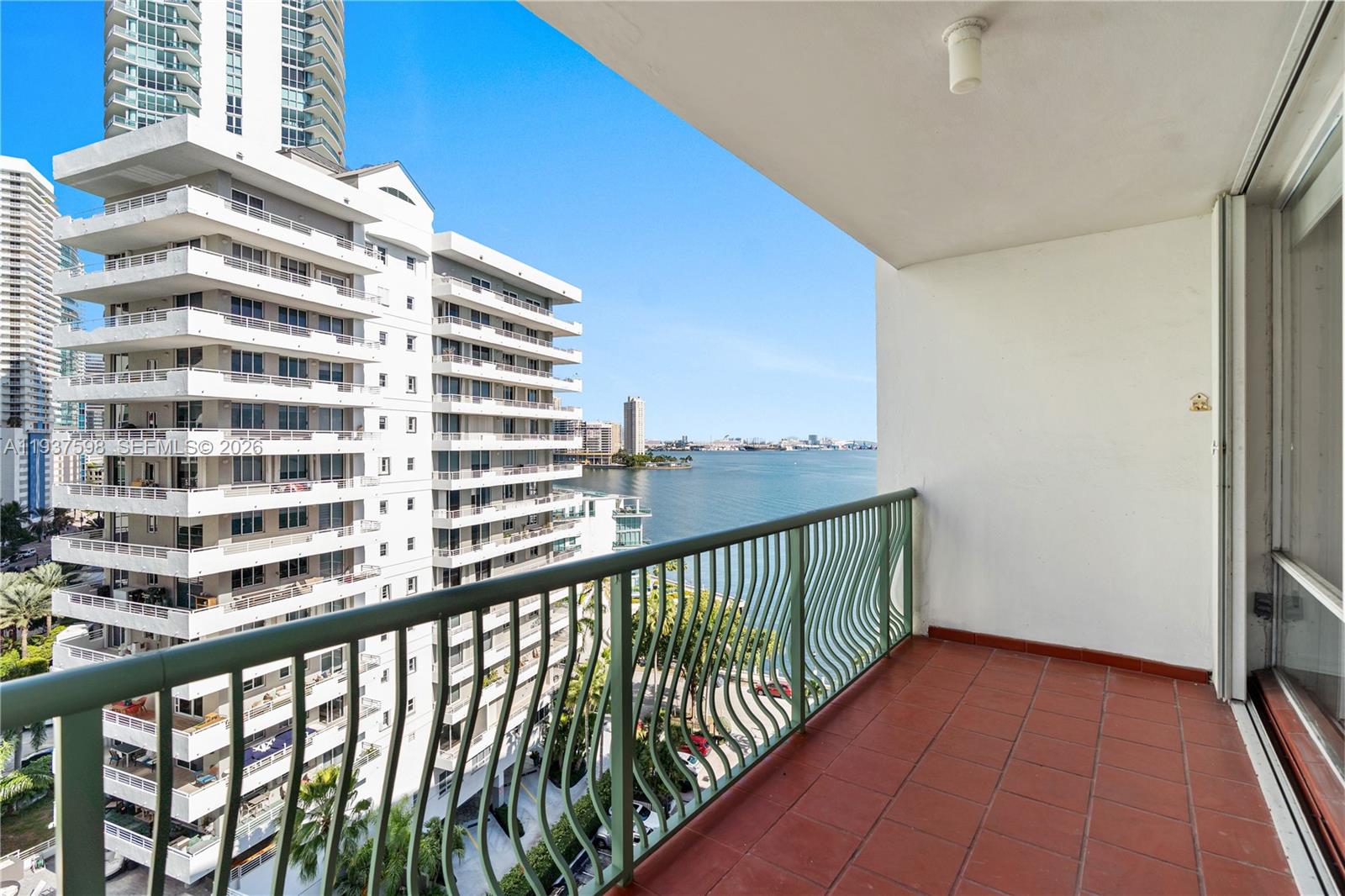 1408 Brickell Bay Dr # 1114