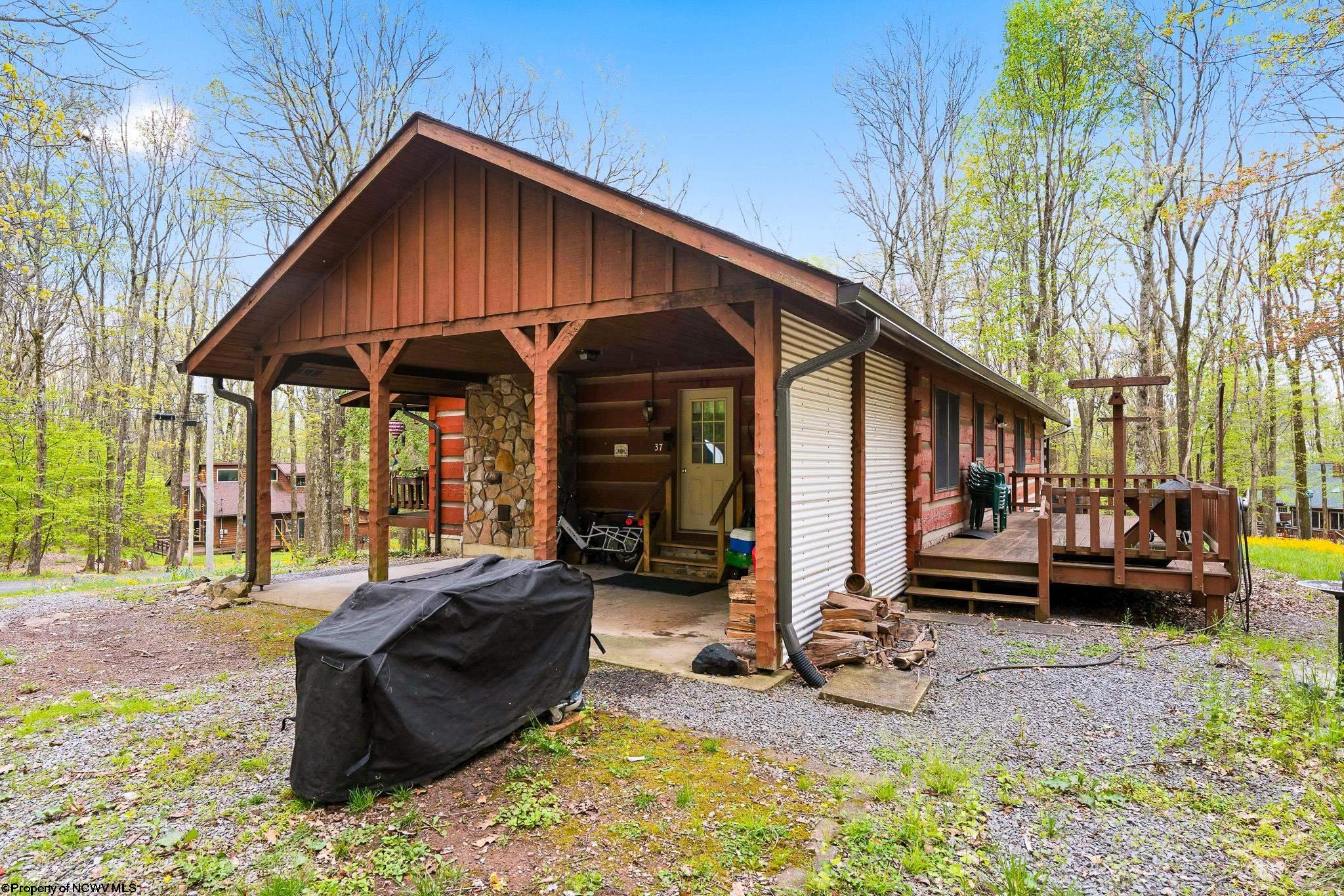 37 Sorrel Court