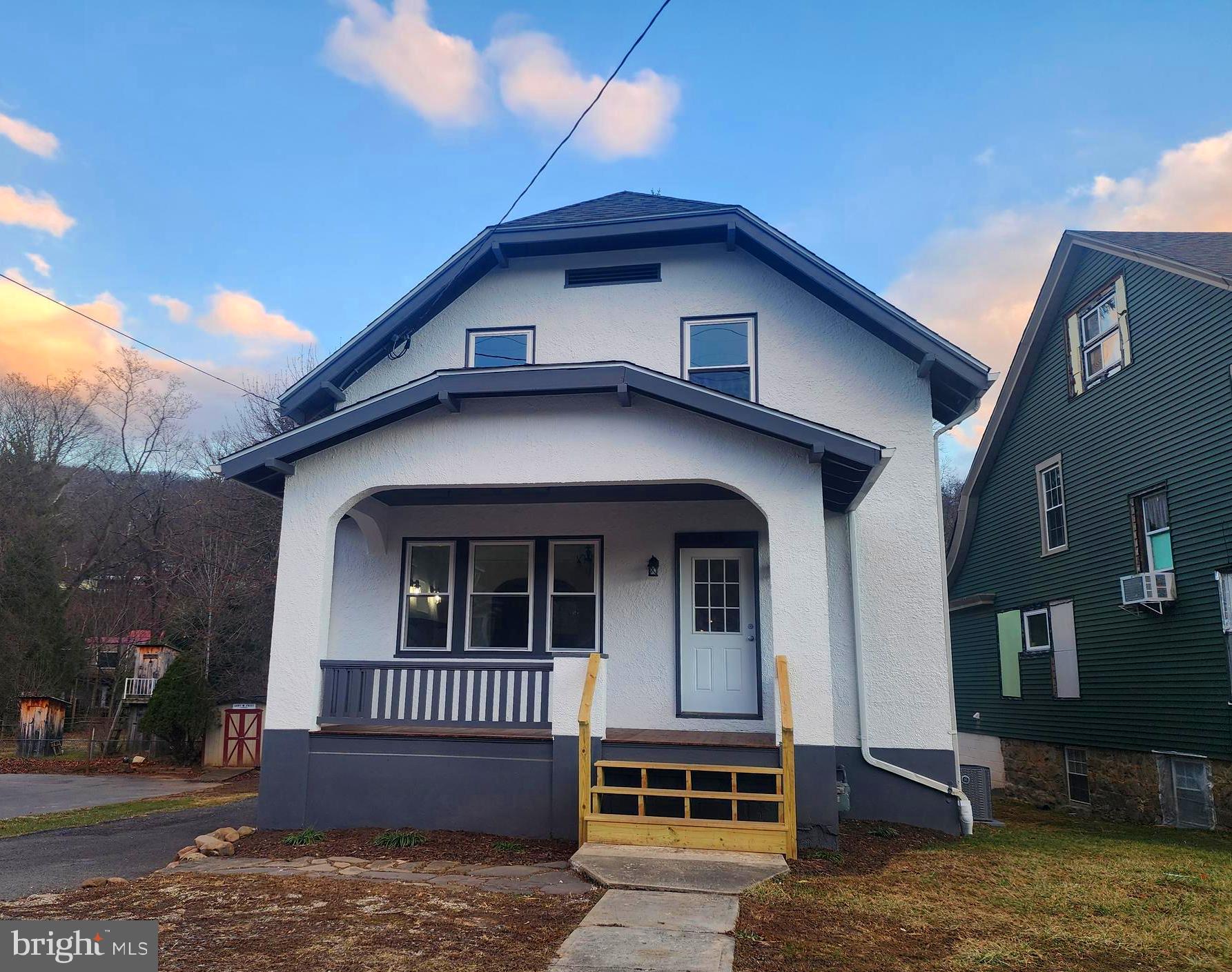 536 NATIONAL HIGHWAY