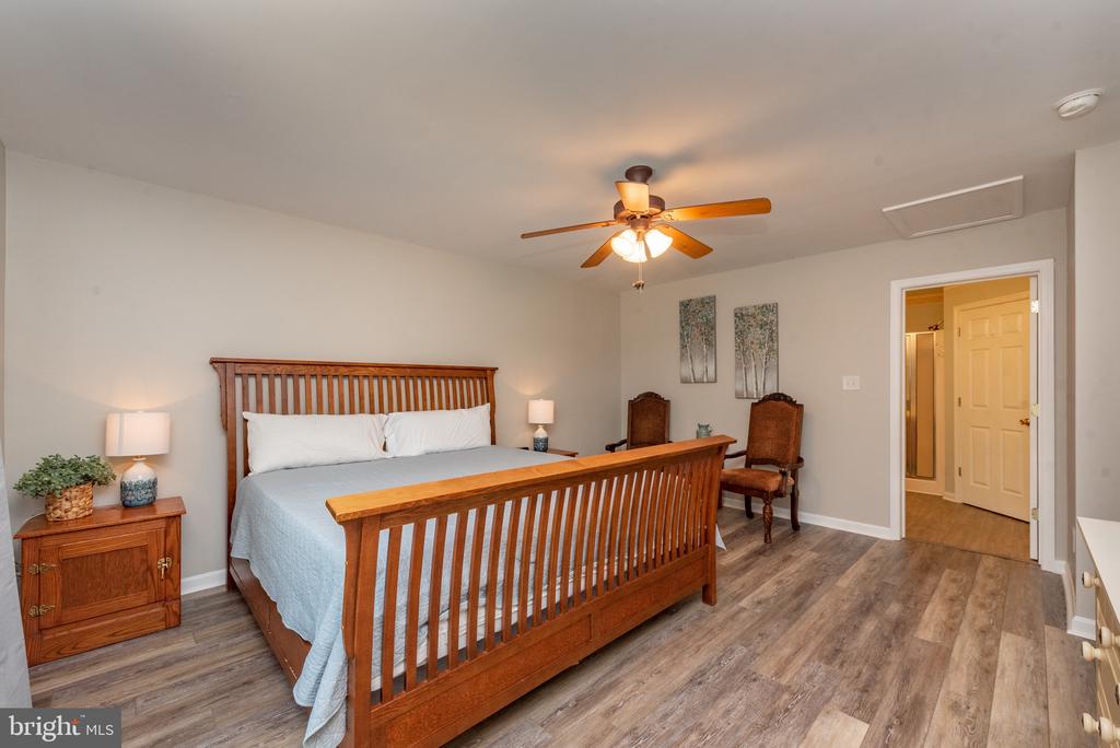 381 VALLEY VIEW DRIVE