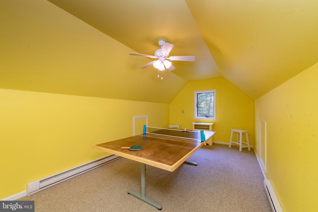 381 VALLEY VIEW DRIVE
