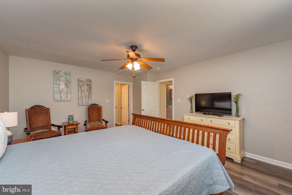 381 VALLEY VIEW DRIVE