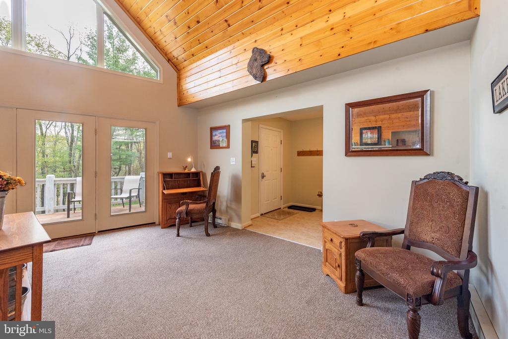 381 VALLEY VIEW DRIVE