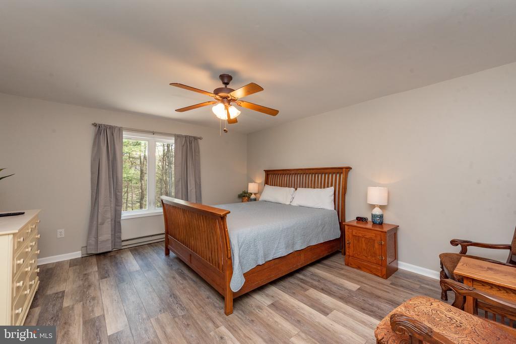 381 VALLEY VIEW DRIVE