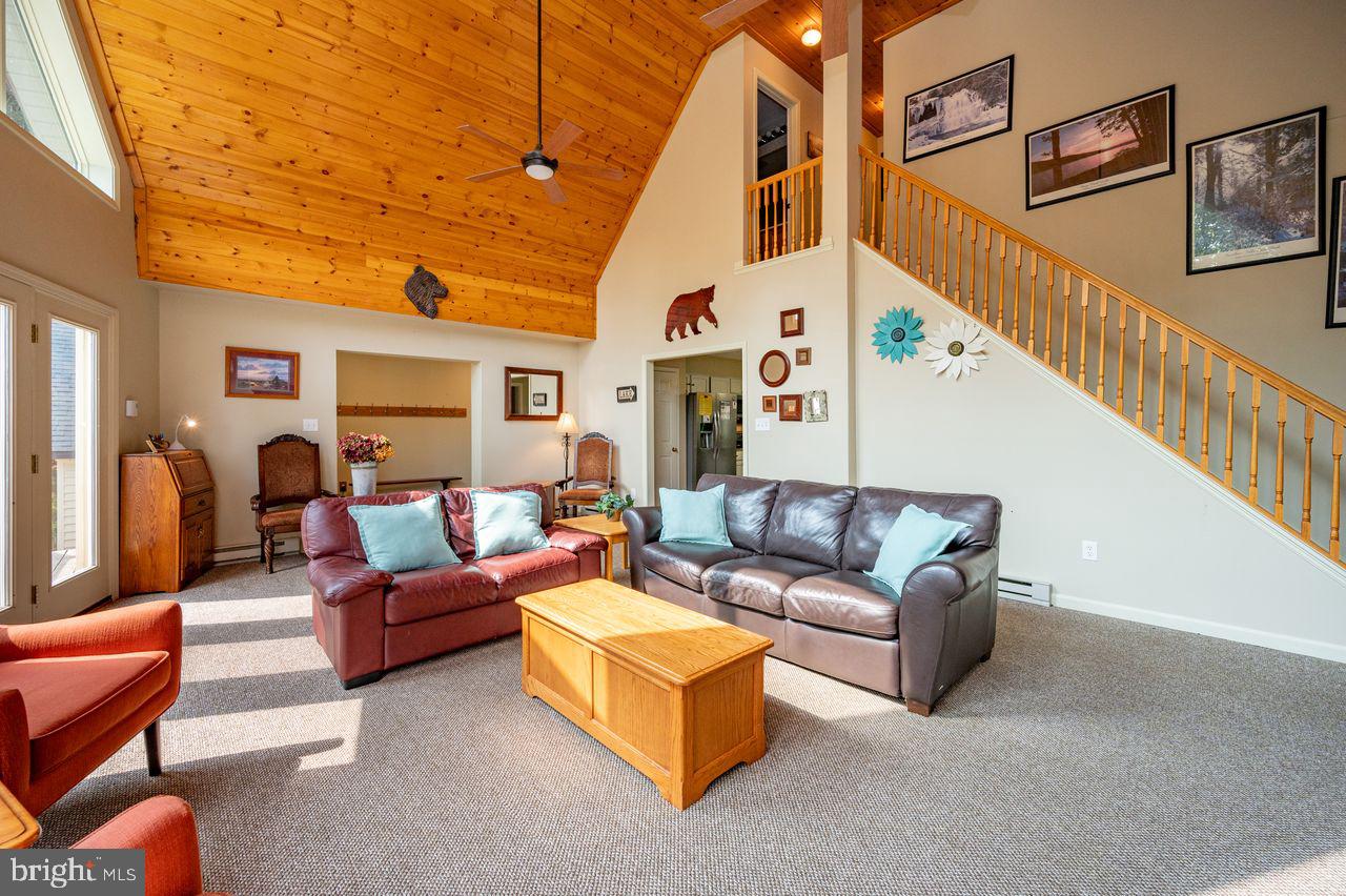 381 VALLEY VIEW DRIVE