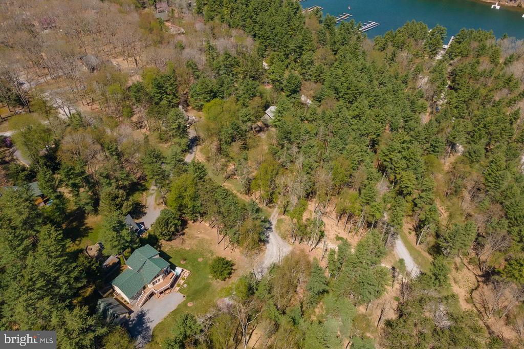 381 VALLEY VIEW DRIVE
