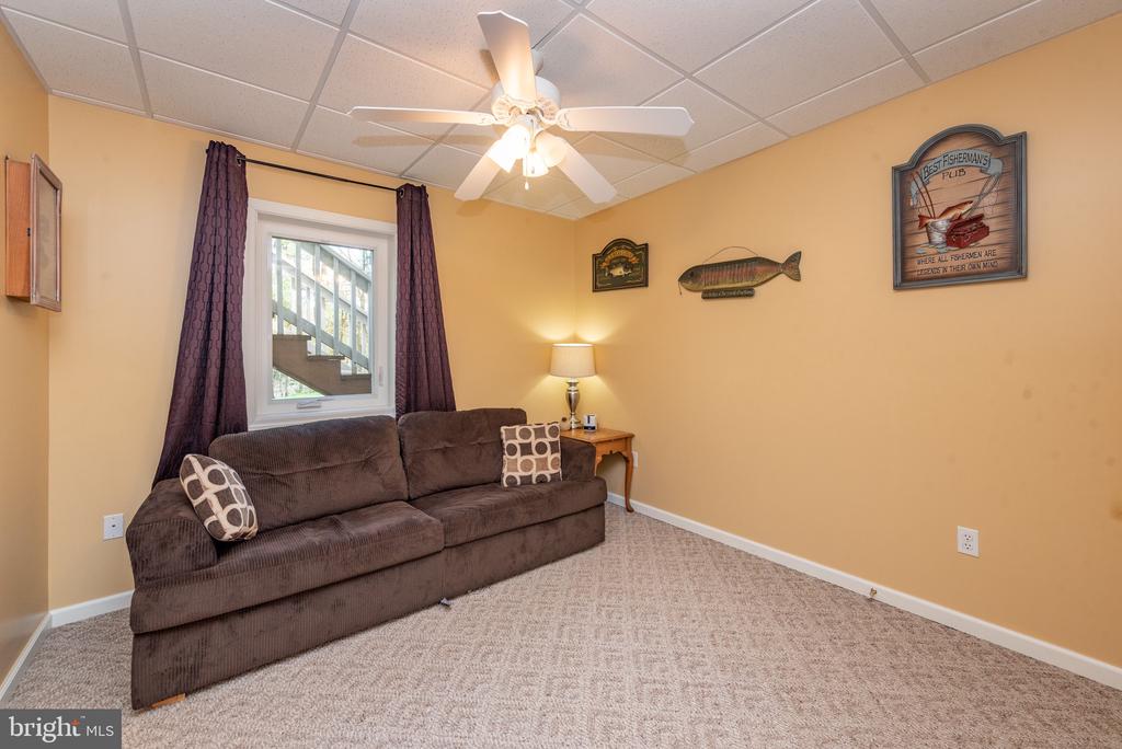 381 VALLEY VIEW DRIVE